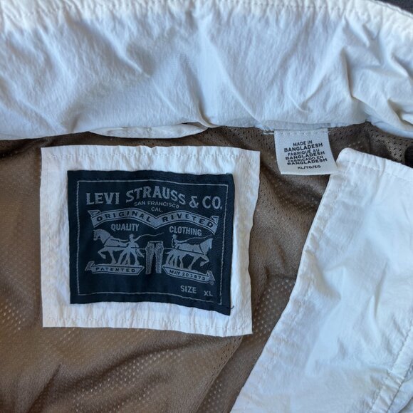 Levis Windbreaker XL - Picture 3 of 5